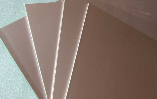 core又称之为芯板,具有一定的硬度及厚度,并且双面包铜.