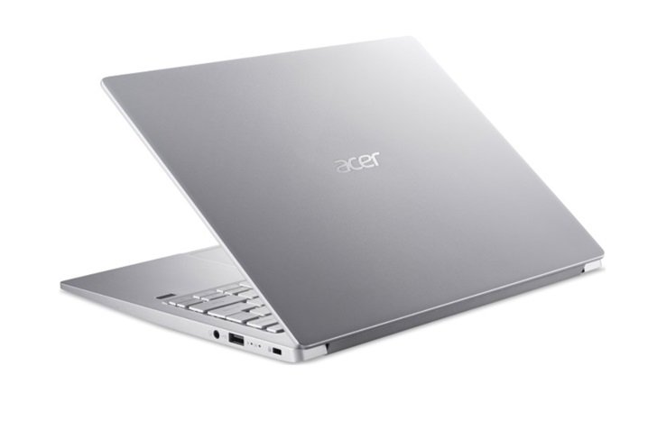 筆記本的型號為acer swift 3 sf313-52-55ut silber,搭載了intel core