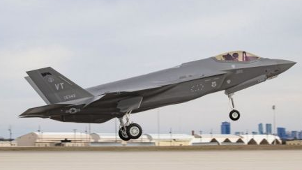 f-35c戰鬥攻擊機已正式進入美國海軍陸戰隊作戰部隊 - 軍用/航空電子 