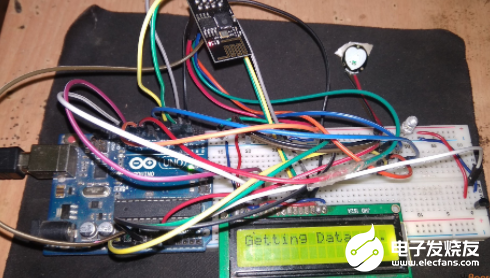 采用ESP8266和<b class='flag-5'>Arduino</b>设计基于IoT的患者健康<b class='flag-5'>监测</b><b class='flag-5'>系统</b>