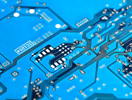 AMD收购赛灵思,今年下半年的第四个高额半导体并...