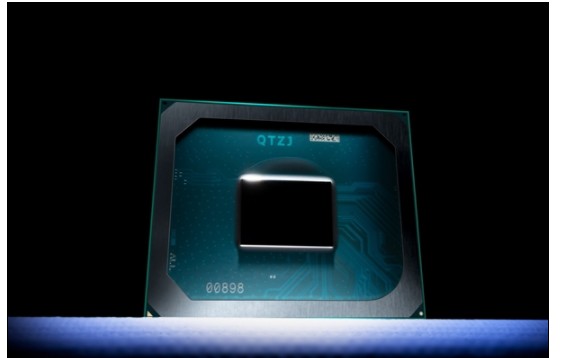 Intel终于正式发布了基于Xe架构的全新独立显...
