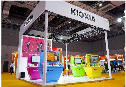 KIOXIA铠侠携创新存储产品组合亮相第三届进博...