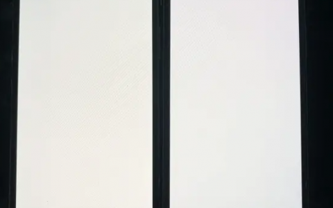 iPhone 12屏幕又出问题了