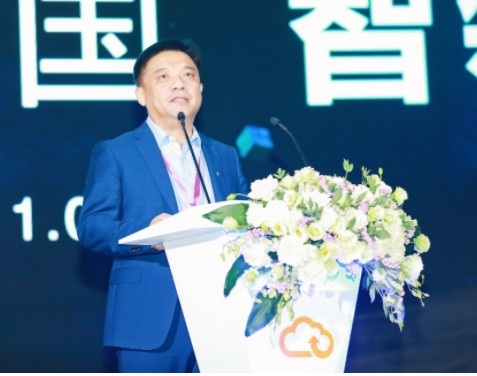 中国电信云网融合战略重磅发布 天翼云诸葛AI引领...