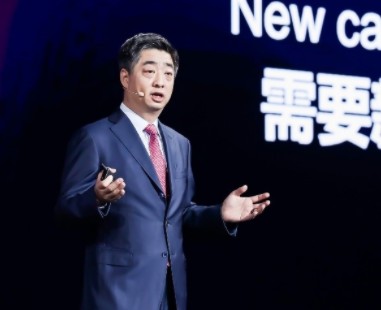 华为将适应不同应用场景,成为连接+云+集成的服务...