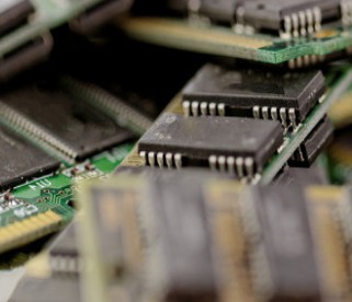 英国将选择NEC取代华为,成为5G设备的合作伙伴