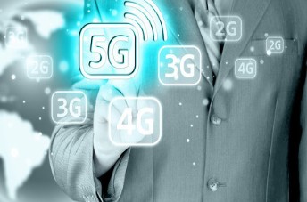 湖北黄冈首座电杆塔附挂5G基站成功落点