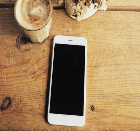 iPhone 12在美国销售良好，占iPhone总数的27％