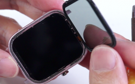 山寨<b>Apple</b> <b>Watch</b><b>拆解</b>：硬件设计如何