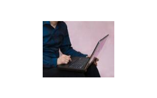 苹果研发新款MacBook Pro,回归MagS...