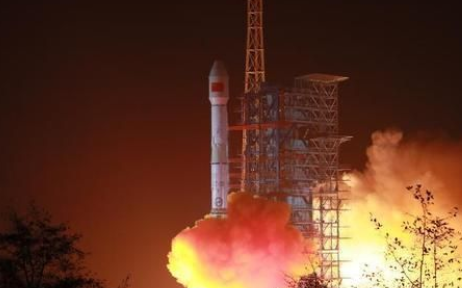 中国成功发射天通一号03星 长征系列运载火箭第3...