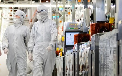 新突破!美光宣布批量出货1α工艺节点DRAM