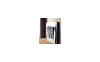 三相漏电保护器跳闸原因