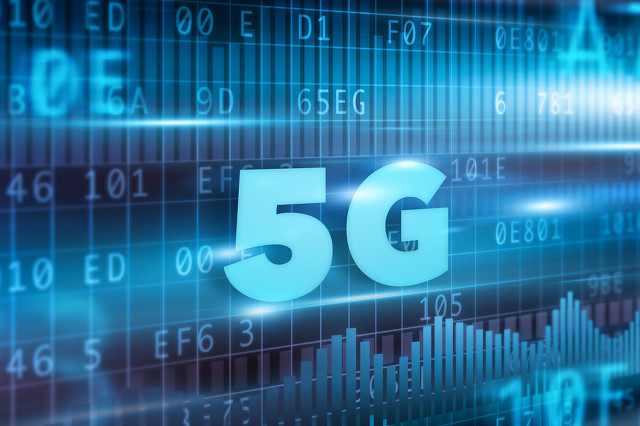 美国在5G网络建设方面远远落后于中国，而5G基站不到中国的10％