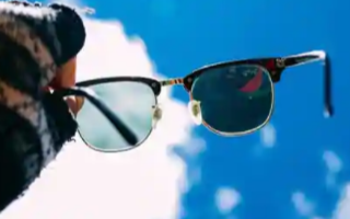 Apple AR眼镜的micro OLED屏幕正...