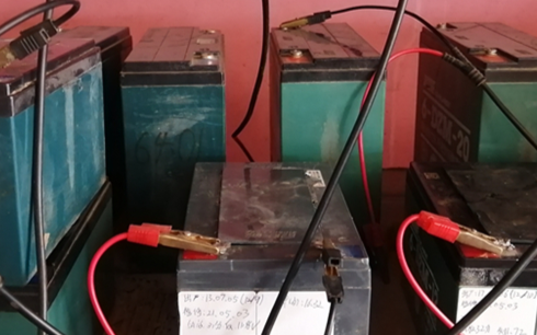 浅谈应急灯电池与电动车相比的乱现象