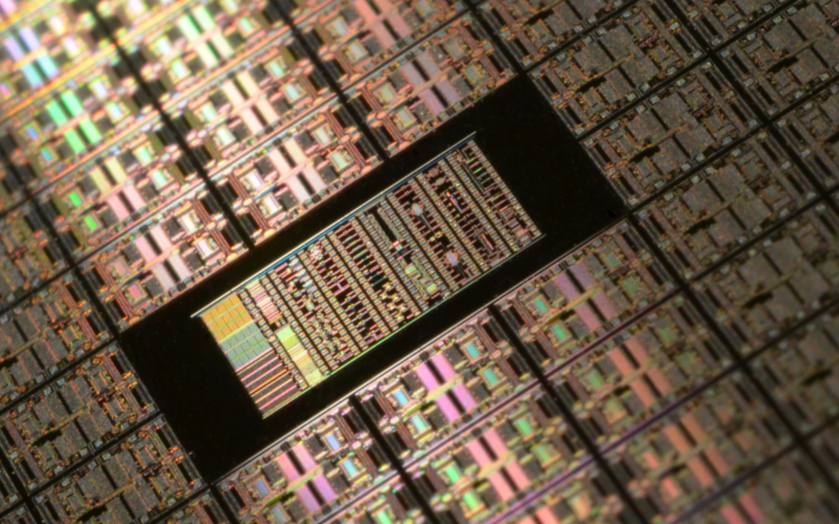 国产GPU“王炸”,厂商一口气拿下400万颗芯片...