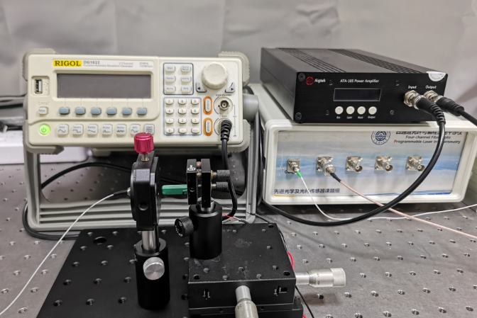 功率放大器在光纤干涉的微振动绝对测量中的应用