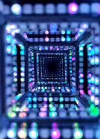 #電路設計 #單片機 無限立方體，通過ws2812和半透鏡實現。