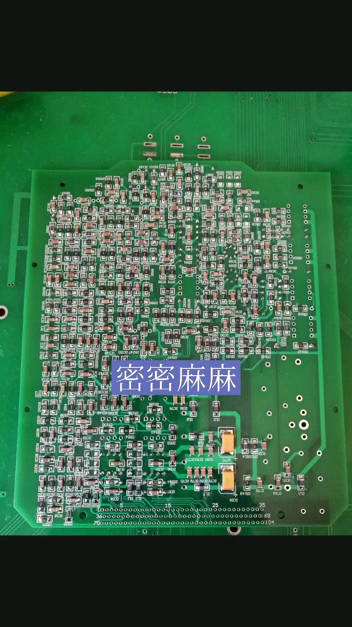 密密麻麻的板子#pcb設(shè)計(jì) 