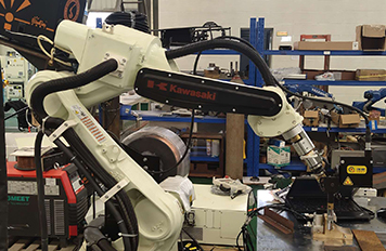 机器人|激光跟踪自适应焊接技术