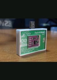 基于arduino的手機(jī)翻頁器，再也不用擔(dān)心手被弄臟啦###Arduino #手勢識別 