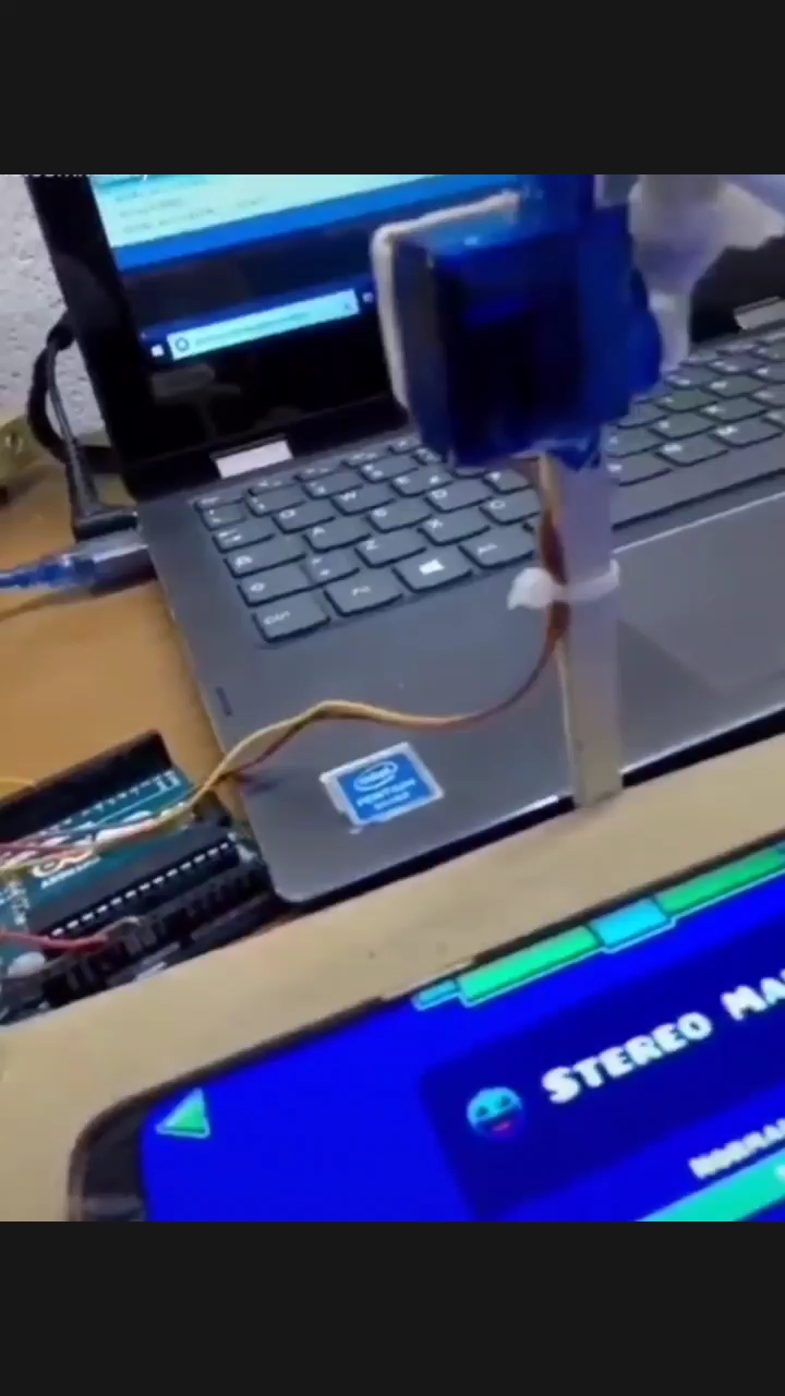  #Arduino 使用arduino和舵机自动点击屏幕