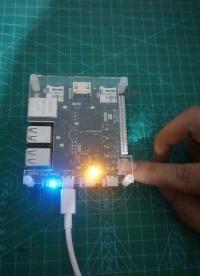 ZYNQ學習（二），按鍵控制LED；先仿真再下載到板子上。#FPGA
 