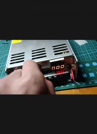 改造了一個可調電源