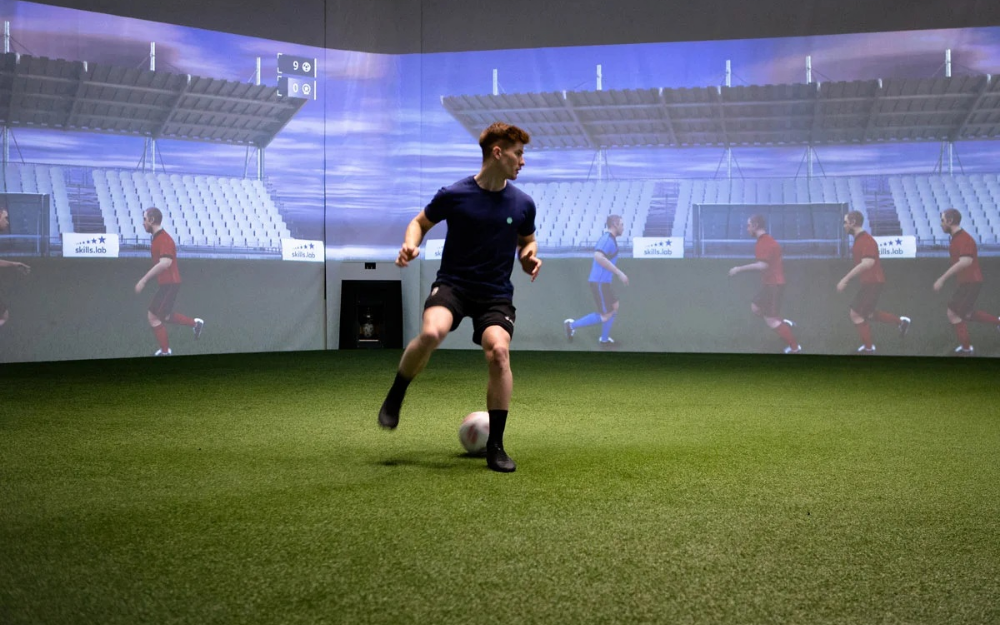 案例研究：欧洲顶级足球俱乐部基于视觉的运动分析、训练和球员评估
