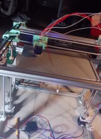 #電子制作 深夜，我和未完工的打印機
