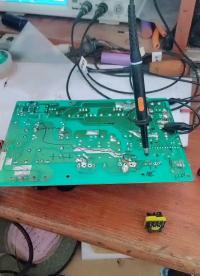 這個充電器還沒搞定，還有問題
