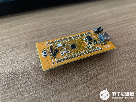 【南京中科微CSM32RV20开发板试用体验】开发环境搭建并显示RGB灯闪烁