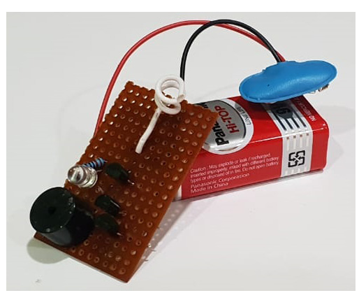 DIY非接触式低成本交流电压检测器