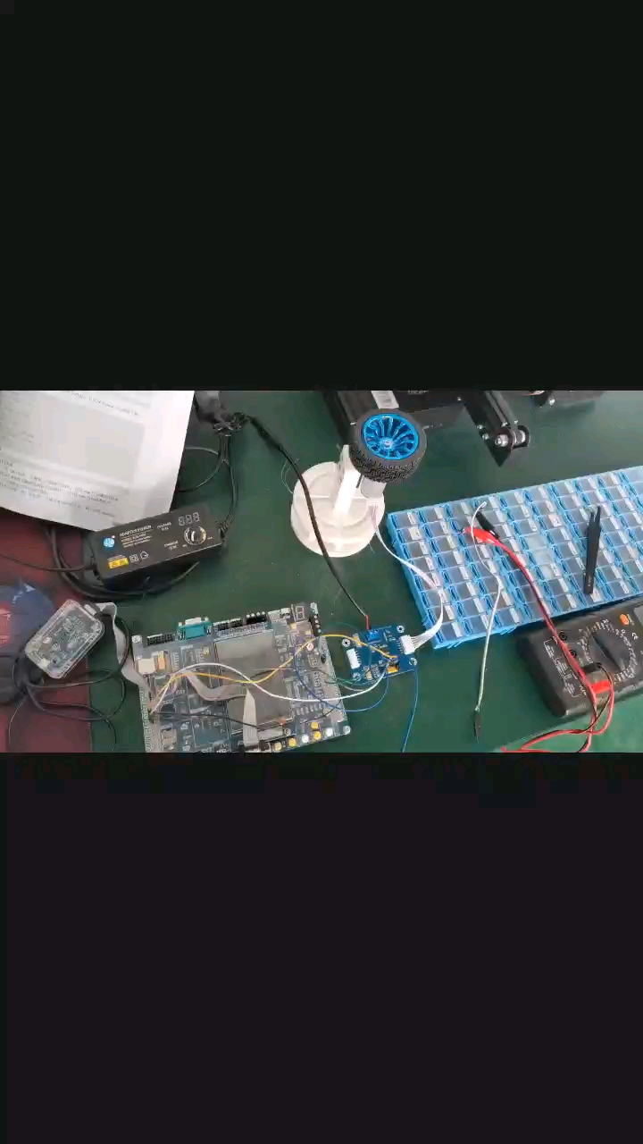 端萨开发板驱动玩具车减速电机
