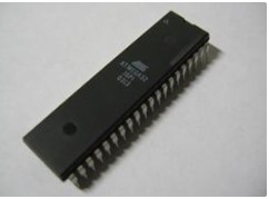 ATmega32 8位微控制器概述及内存结构