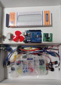 Arduino UNO開發板...