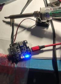 #傳感器 DIY了一個給隨身WiFi供電的板子，接一個溫控開關，55°開啟的，烙鐵燙半天還不導通……