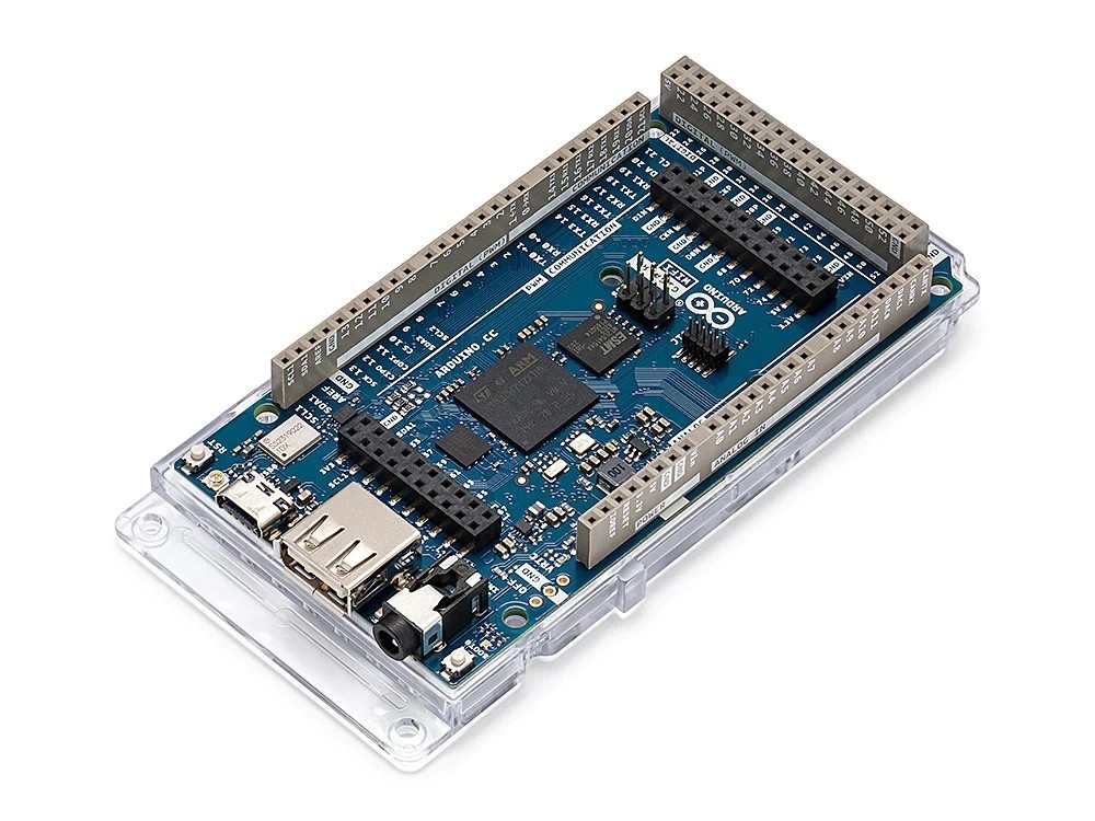Arduino 推出新款开发板 GIGA R1 WiFi，提供 76 个 GPIO 引脚