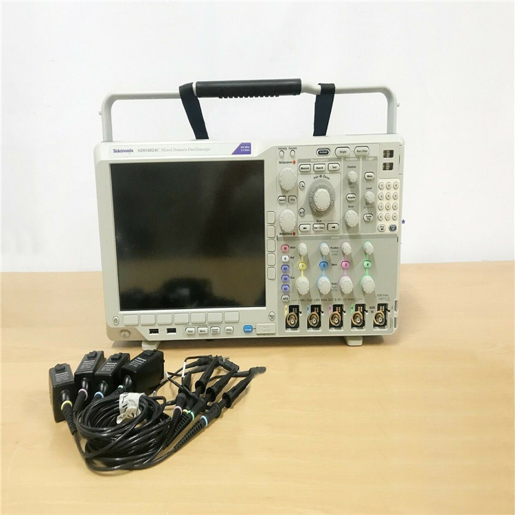 <b class='flag-5'>Tektronix</b> <b class='flag-5'>MDO4024C</b><b class='flag-5'>混合</b>域<b class='flag-5'>示波器</b>200MHz