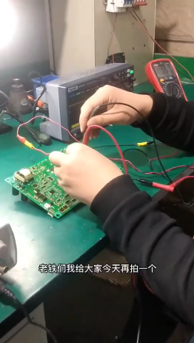 海利浦變頻器炸機了！師傅說不好修，需要一天才能搞定。#變頻器維修 #伺服驅動器 #電路板維修 #硬聲創(chuàng)作季 