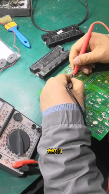 安川伺服上電不顯示，看師傅如何快速維修#伺服電機(jī)維修 #工控維修 #芯片級(jí)維修#硬聲創(chuàng)作季 