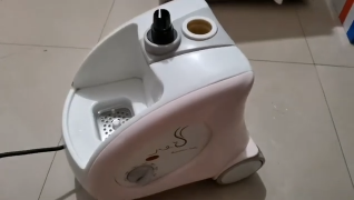 12.隔壁美女拿來一臺掛燙機，說不能熨衣服了，讓我給她瞧瞧【80小陳】